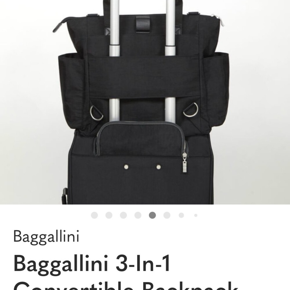 Baggallini Gray Travel Bag with RFID pouch and luggage strap - Picture 8 of 9
